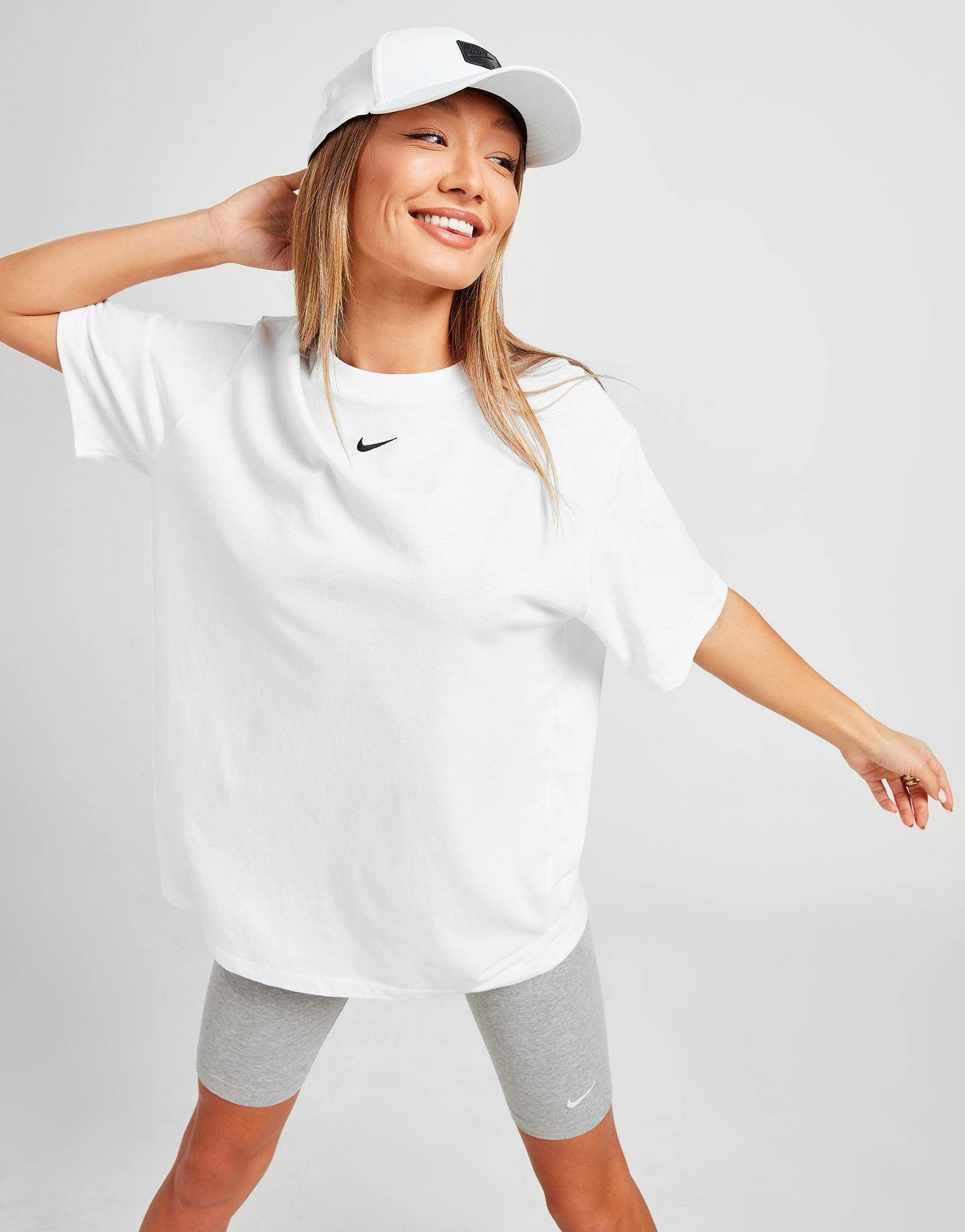 Nike Essential Logo Boyfriend T-Shirt Dame Hvid - Billede 5