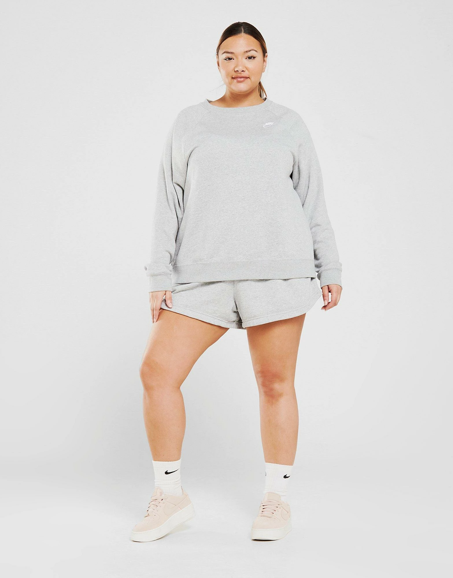 Nike Essential Plus Size Fleece Shorts Dame Grå - Billede 3