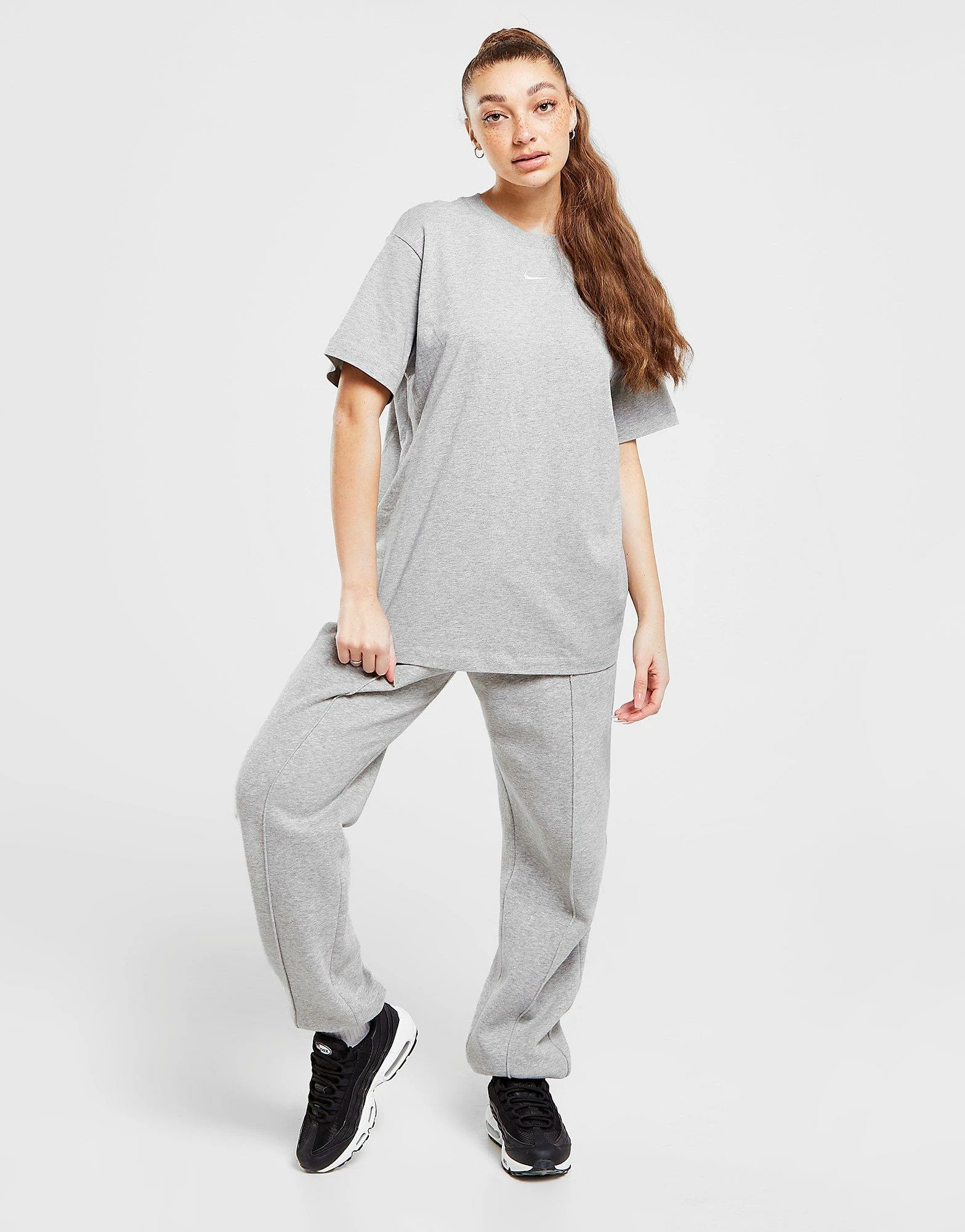 Nike Essential Logo Boyfriend T-Shirt Dame Grå - Billede 5
