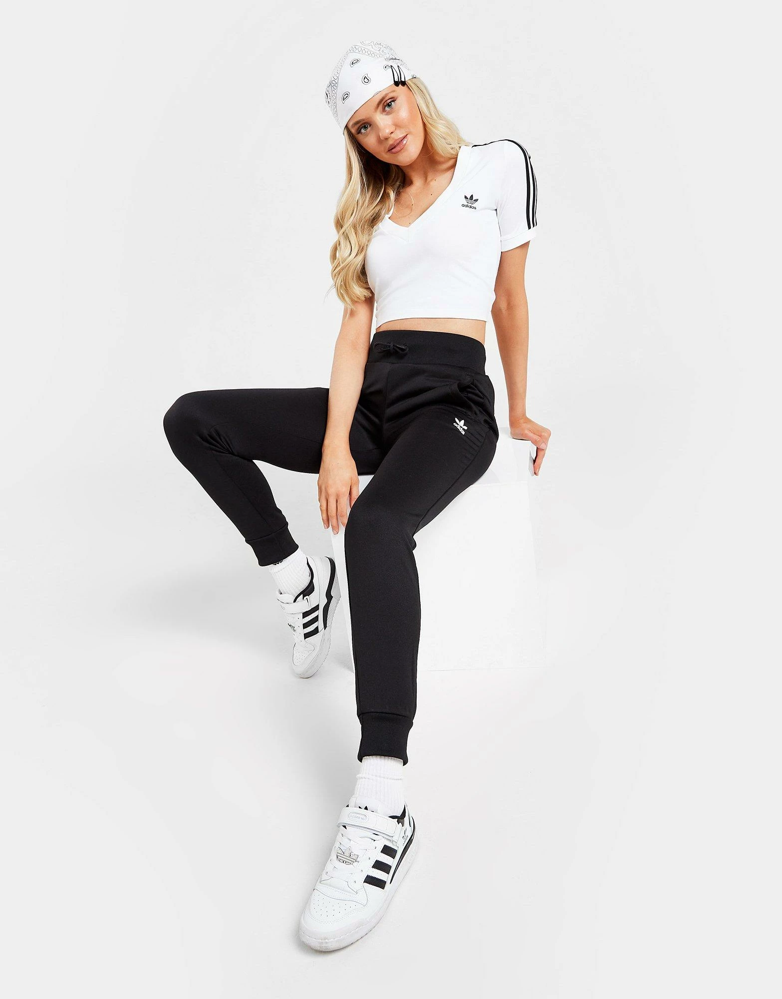 Adidas Originals 3-Stripes V-Hals Crop T-Shirt Dame Hvid - Billede 4